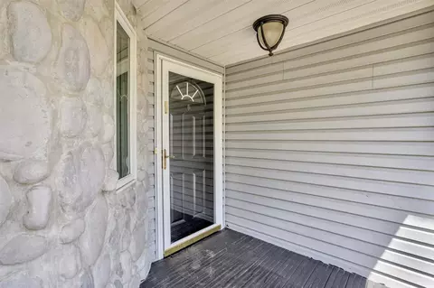 3700 Fairview, Jackson, MI 49203 photo 2