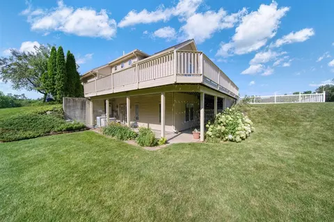 Exterior - 2595 Lindsey, Jackson, MI 49201 photo 6 of 19