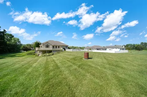 Exterior - 2595 Lindsey, Jackson, MI 49201 photo 9 of 19