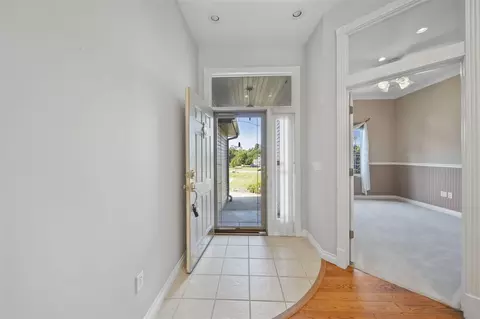Entry Way - 2595 Lindsey, Jackson, MI 49201 photo 1 of 4