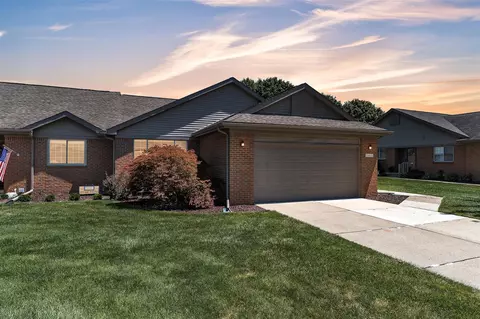 1865 Pebble Crk, Canton, MI 48188