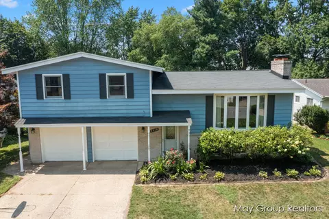 5315 Burgis, Kentwood, MI 49508