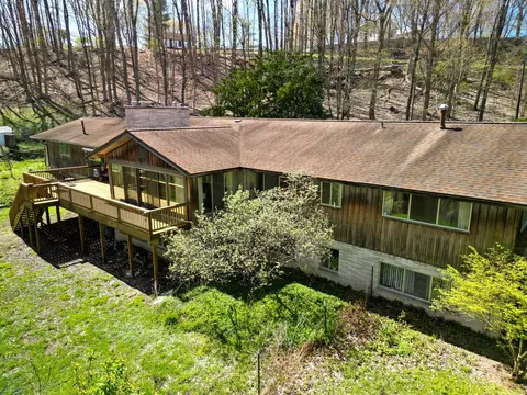 224 E Wood, Newaygo, MI 49337