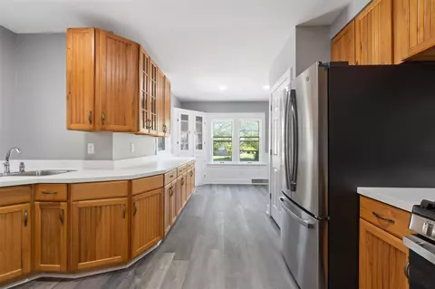 Kitchen - 2637 Bow, Jackson, MI 49203 photo 3 of 3