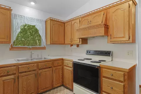 Kitchen - 3906 18th, Dorr, MI 49323 photo 3 of 4