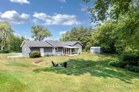 8330 45th, Ada, MI 49301 photo 3