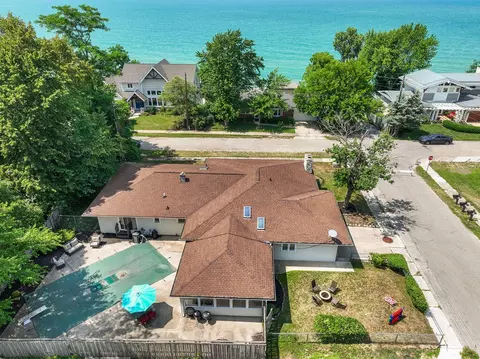 1501 Shore, New Buffalo, MI 49117