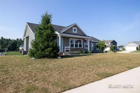Exterior - 11680 Everett, Allendale, MI 49401 photo 5 of 8