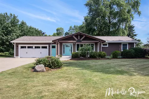 8737 Summit, Zeeland, MI 49464