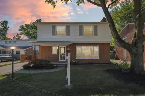 20736 Christine, Grosse Pointe Woods, MI 48236