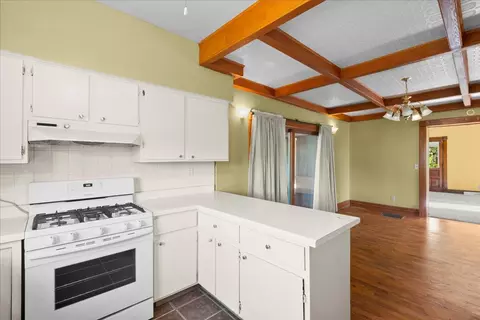 Kitchen - 404 E Main, Carson City, MI 48811 photo 2 of 4
