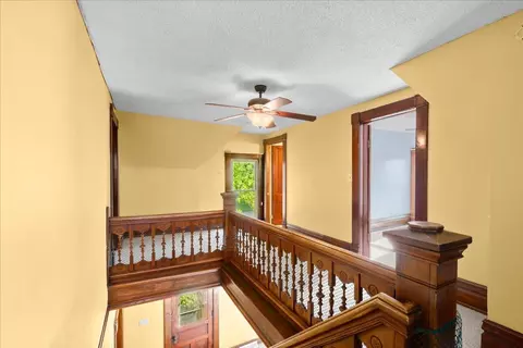 Entry Way - 404 E Main, Carson City, MI 48811 photo 1 of 3