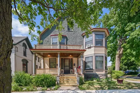 335 Crescent, Grand Rapids, MI 49503