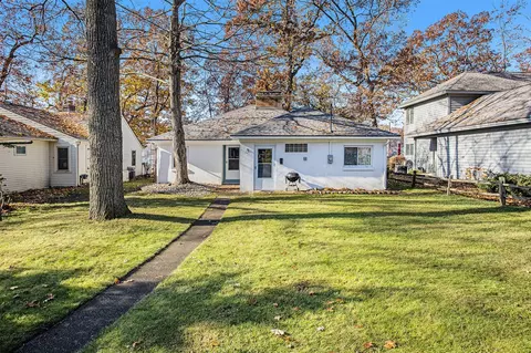 Exterior - 470 E Gull Lk, Augusta, MI 49012 photo 7 of 7