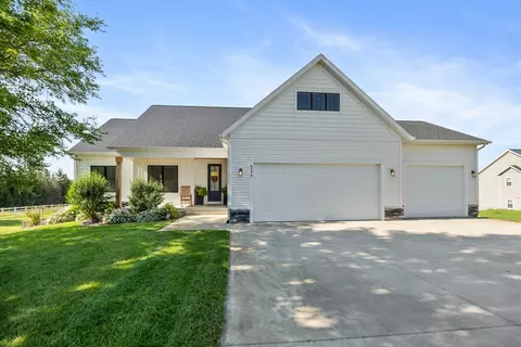 4774 4th, Caledonia, MI 49316