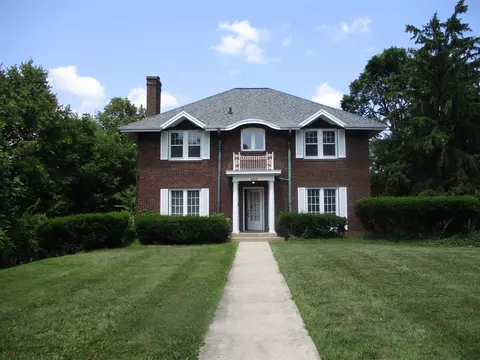 1912 Moores Riv, Lansing, MI 48910