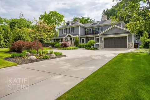 1110 Breton, Grand Rapids, MI 49506