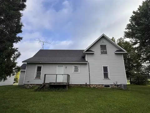Exterior - 5607 W Stanton, Stanton, MI 48888 photo 5 of 9