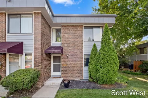 2444 Hampton, Grand Rapids, MI 49546