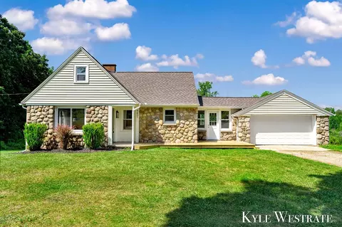 9601 92nd, Alto, MI 49302