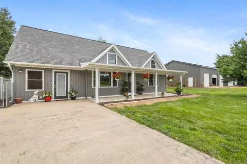 24920 Airline, Sturgis, MI 49091