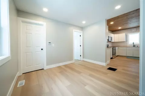 107 E Congress, Belding, MI 48809 photo 23