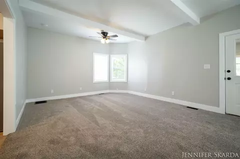 107 E Congress, Belding, MI 48809 photo 14