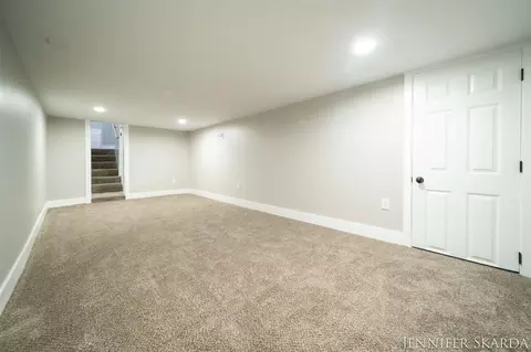 107 E Congress, Belding, MI 48809 photo 41