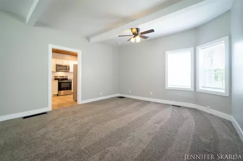 107 E Congress, Belding, MI 48809 photo 13