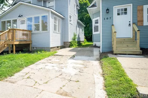 107 E Congress, Belding, MI 48809 photo 44