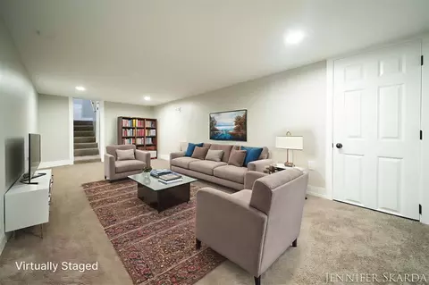 107 E Congress, Belding, MI 48809 photo 40