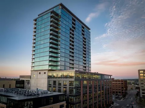 144 Oakes #2004, Grand Rapids, MI 49503