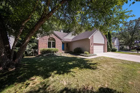 1770 Wildwood, Saline, MI 48176