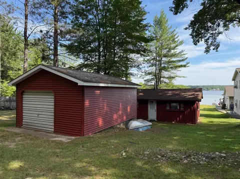 11320 Oak, Mecosta, MI 49332