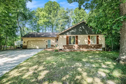 1933 Pinecroft, Wyoming, MI 49519