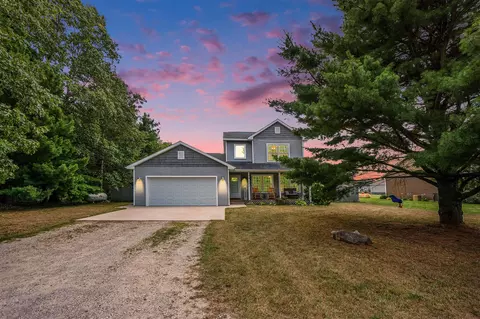 29171 62nd, Lawton, MI 49065