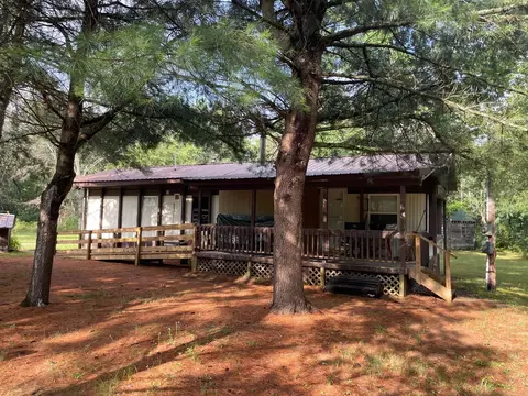 2225 Leisura, Baldwin, MI 49304