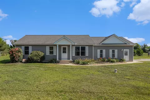 14528 Grass Lk, Grass Lake, MI 49240