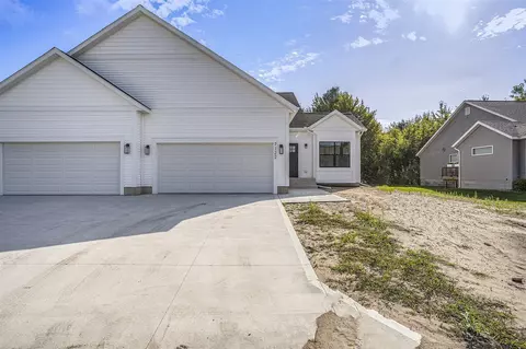 7122 Kerrie, Norton Shores, MI 49456
