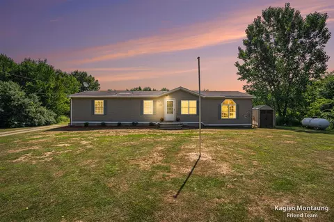 2363 63rd, Fennville, MI 49408