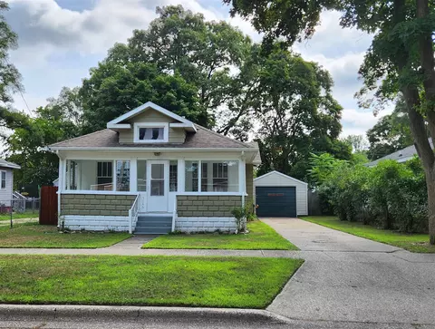 1046 Oakgrove, Muskegon, MI 49442
