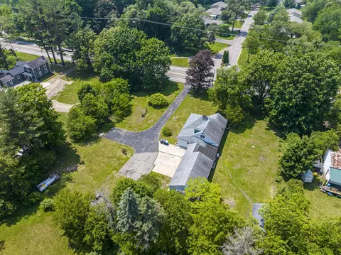 455 10th, Plainwell, MI 49080 photo 47
