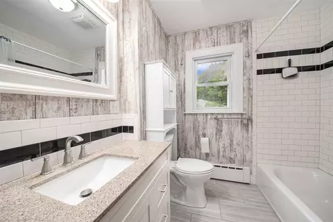 455 10th, Plainwell, MI 49080 photo 16