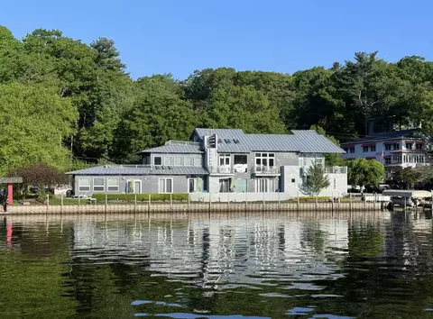 515 Park #1, Saugatuck, MI 49453