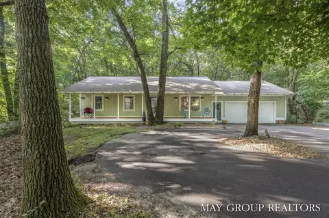 4240 Knapp, Grand Rapids, MI 49525