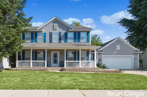 5384 E Heathwood, Kentwood, MI 49512