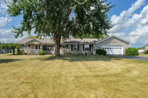 2196 W W, Schoolcraft, MI 49087