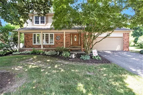 29280 New Bradford, Farmington Hills, MI 48331