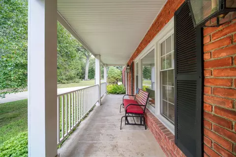 Exterior - 1337 Badgley, Jackson, MI 49203 photo 9 of 19