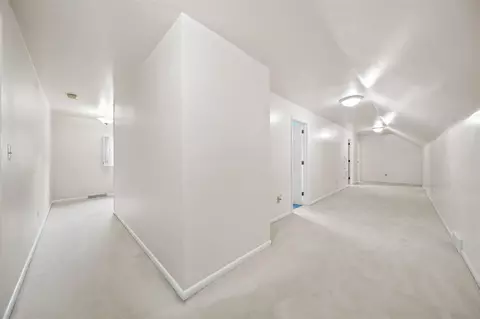 Entry Way - 1337 Badgley, Jackson, MI 49203 photo 4 of 4